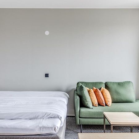 Part-Time Home Taeby Екстериор снимка